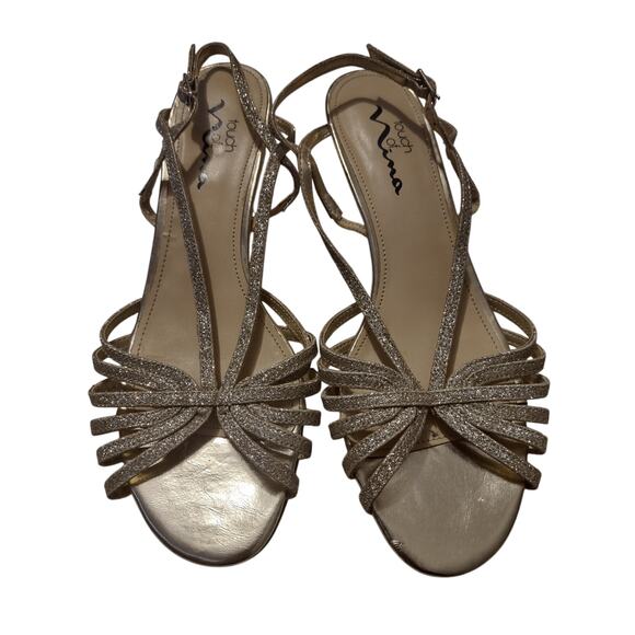 Touch of Nina Shoes - Vintage Y2K Sparkly Kitten Heel Slingback Shoes 8  Gold Metallic Futuristic